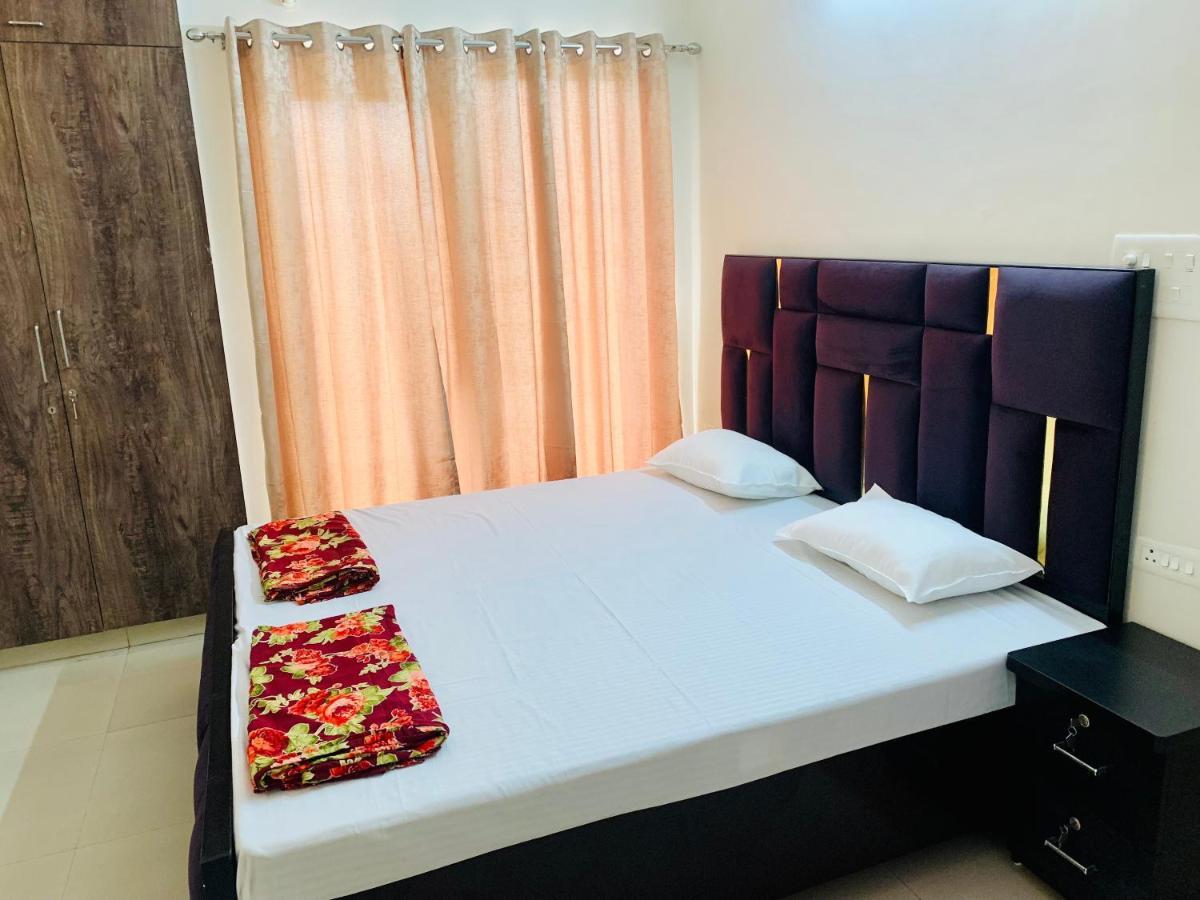 Tranquil Apartment Varanasi Luaran gambar