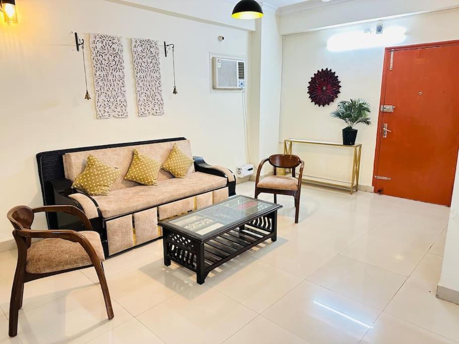 Tranquil Apartment Varanasi Luaran gambar