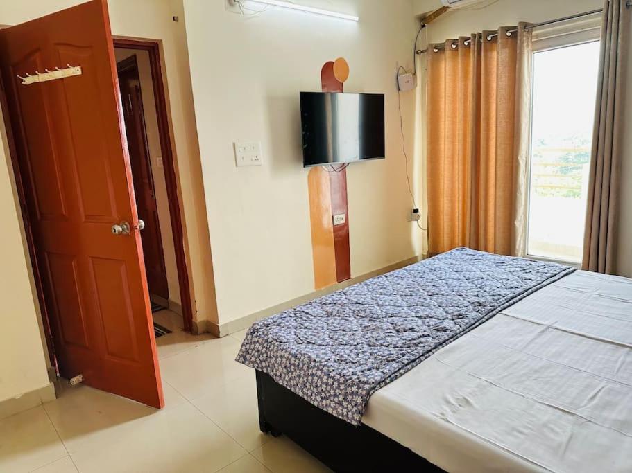 Tranquil Apartment Varanasi Luaran gambar